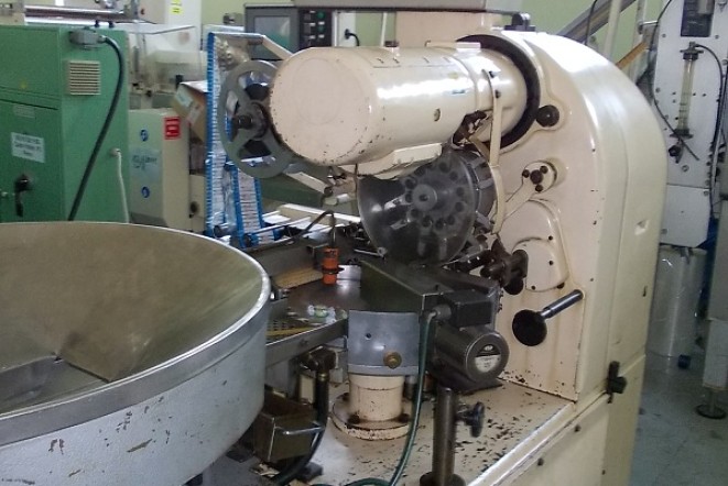 Maszyna pakująca do cukierków 5IST na dwuskręt 